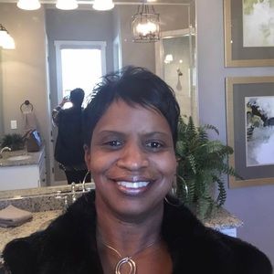 Meet your Posher, Kelli